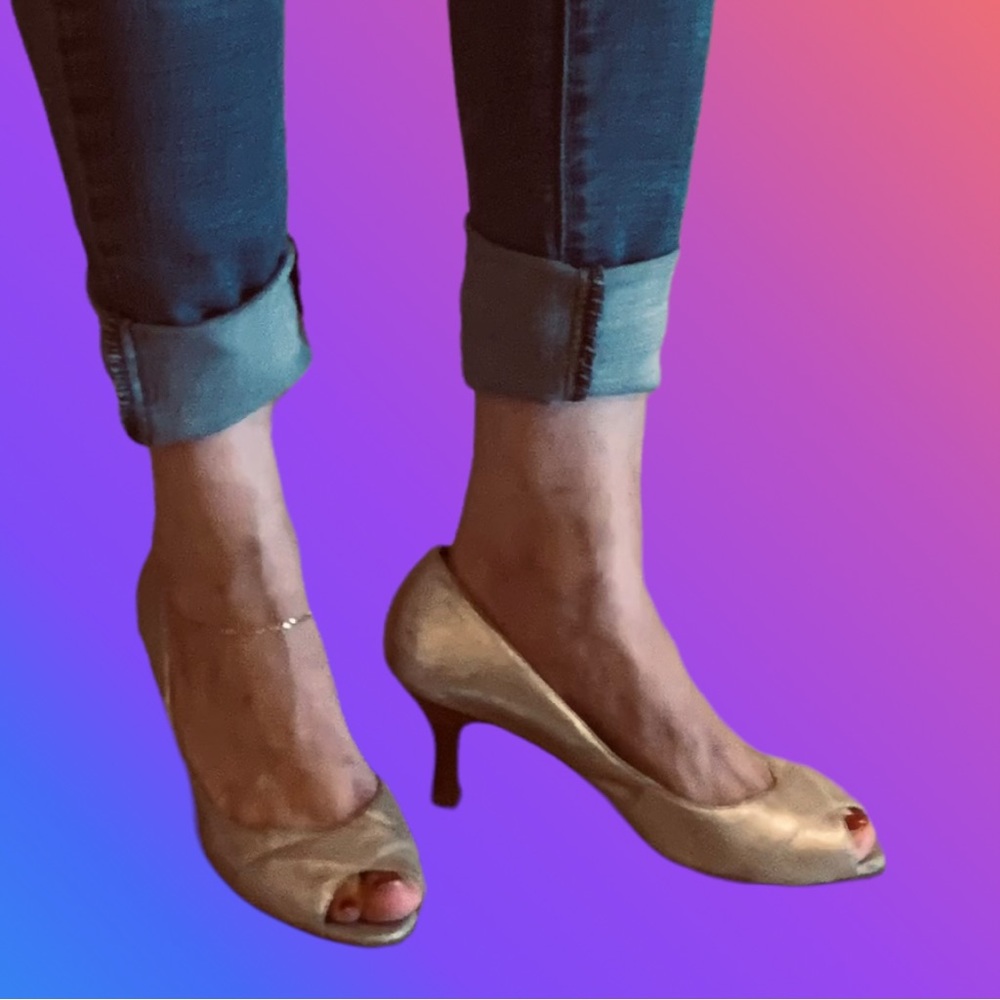 Reaction by Kenneth Cole gold peep toe heels